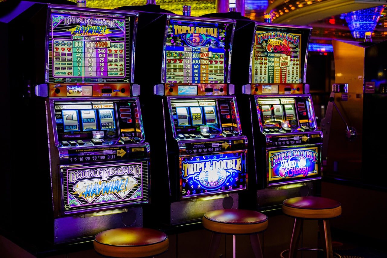 bos338 platform casino dan slot online terbaik Indonesia